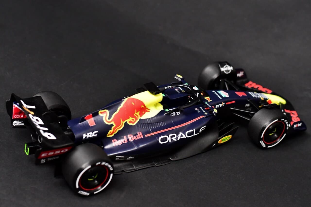 RB18 3D printed model — view 6