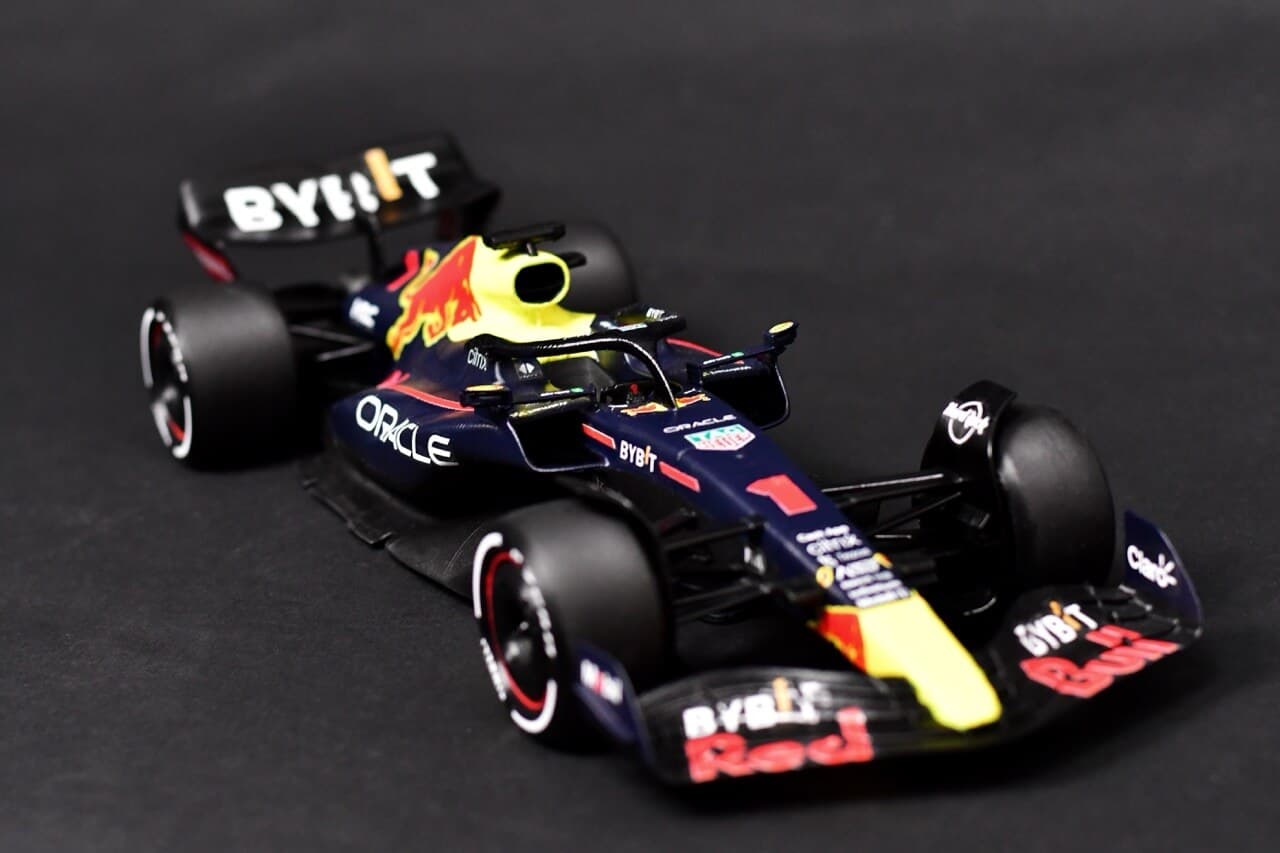 RB18 3D printed model — view 7
