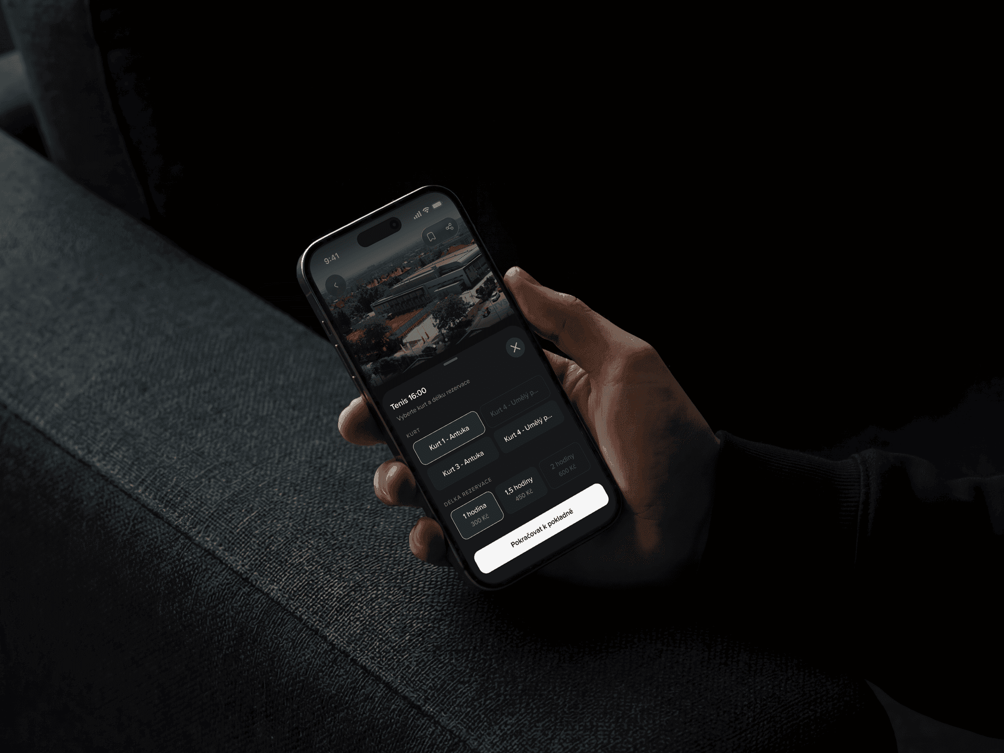 Sportelo reservation flow on iPhone